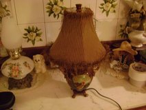 Charming Antique-Look Footed Rooster Table Lamp in Luke AFB, Arizona